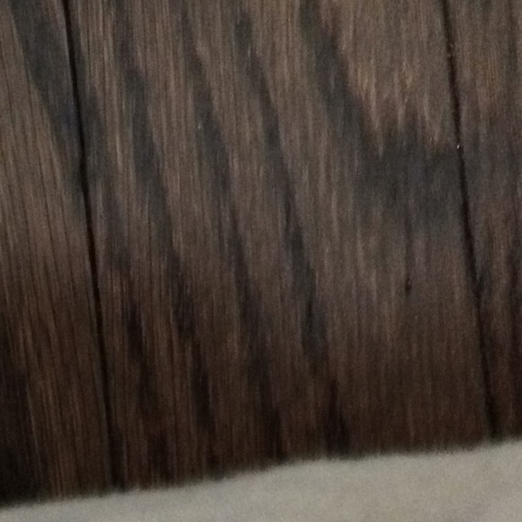 Meet your Posher, Ambria - Picture 1 of 1